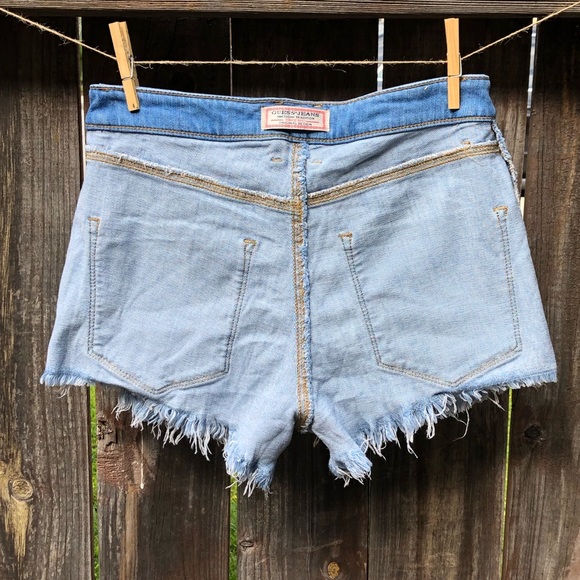 Guess Jeans - Denim Cutoff Shorts - Size 26 - Picture 6 of 8